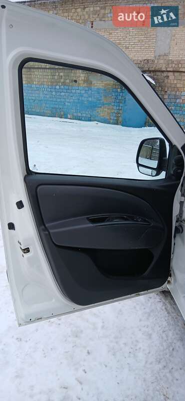 Грузовой фургон Fiat Doblo 2011 в Киеве