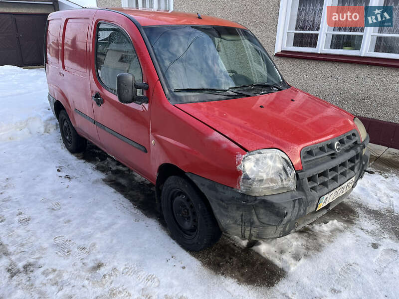 Минивэн Fiat Doblo 2004 в Косове
