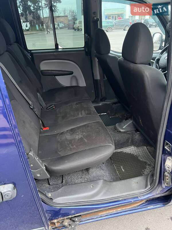 Минивэн Fiat Doblo 2008 в Калиновке