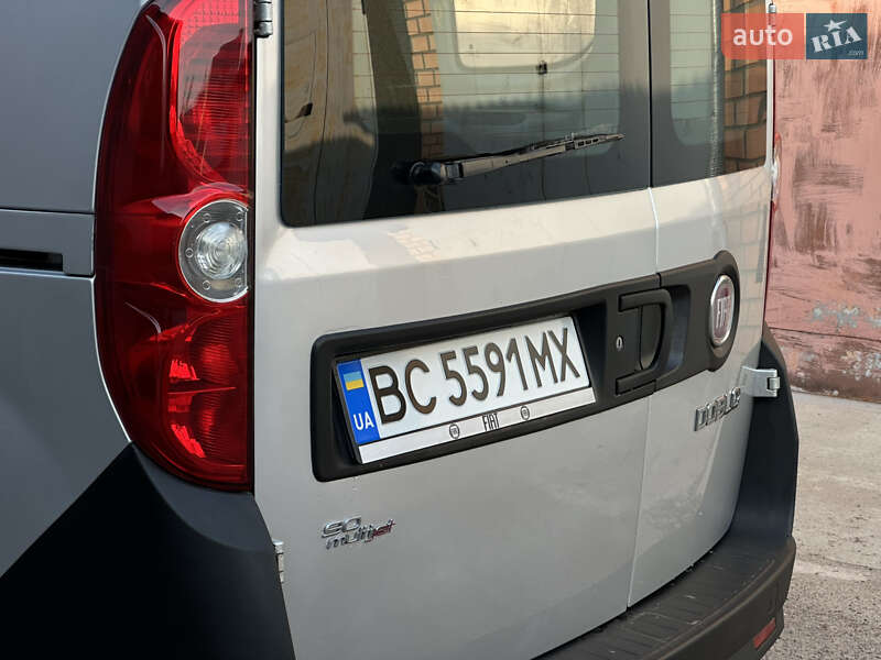 Минивэн Fiat Doblo 2011 в Николаеве
