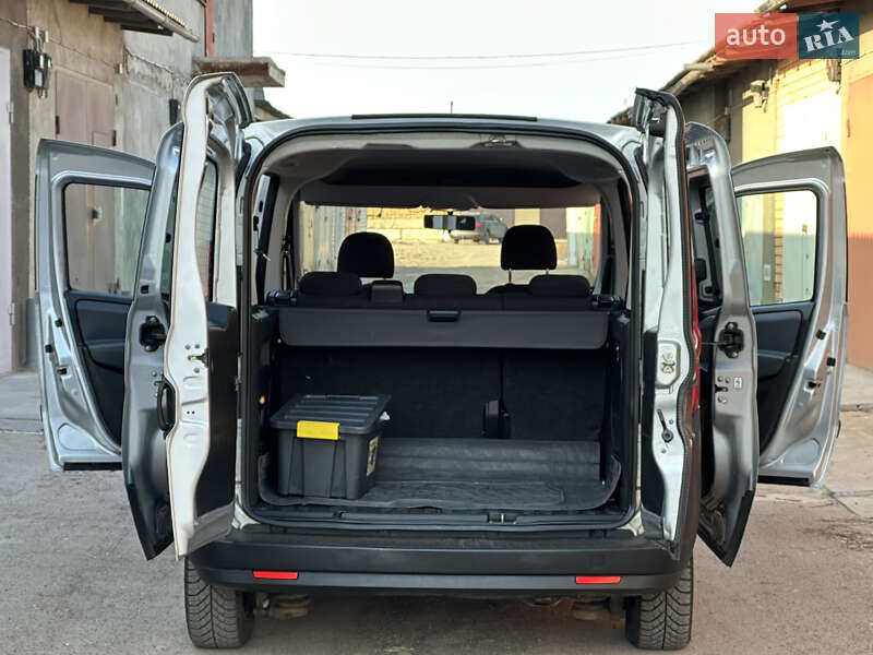 Минивэн Fiat Doblo 2011 в Николаеве