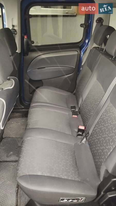 Минивэн Fiat Doblo 2011 в Львове фото 6 Минивэн Fiat Doblo 2011 в Львове
