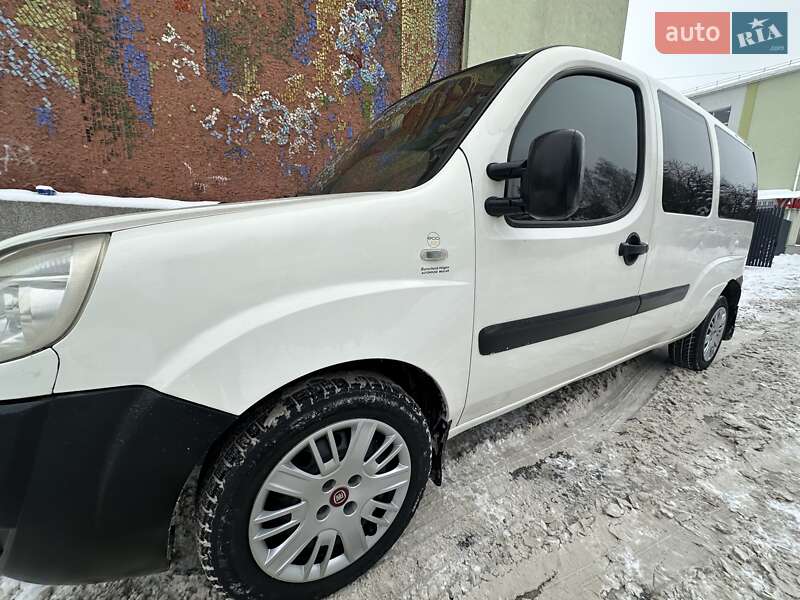 Мінівен Fiat Doblo 2006 в Рівному фото 4 Мінівен Fiat Doblo 2006 в Рівному