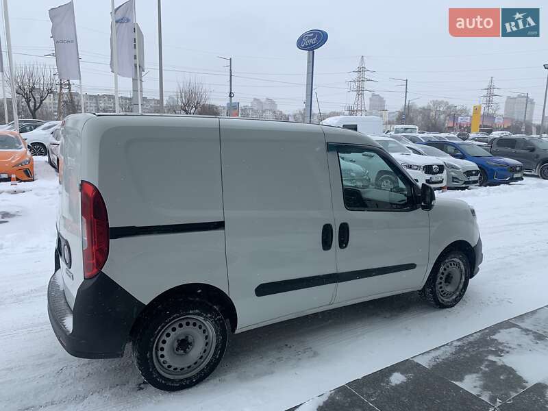 Грузовой фургон Fiat Doblo 2018 в Киеве