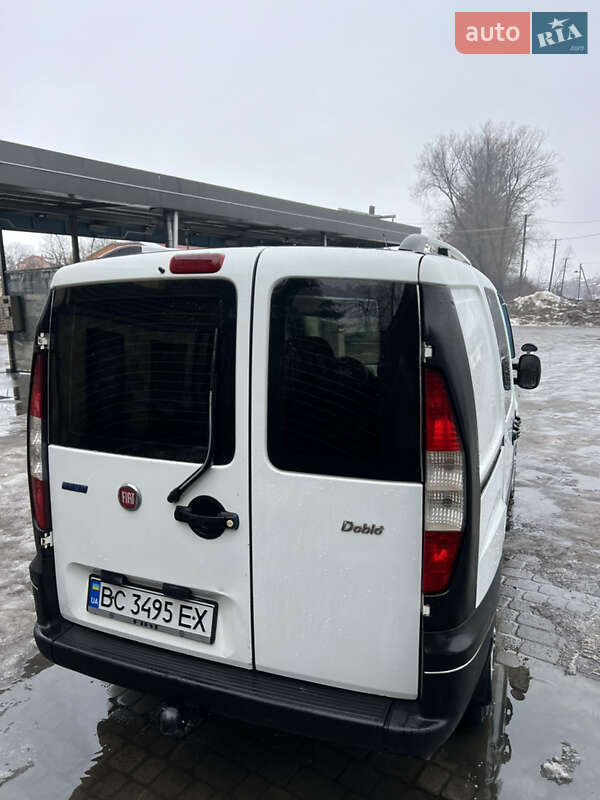 Минивэн Fiat Doblo 2002 в Львове