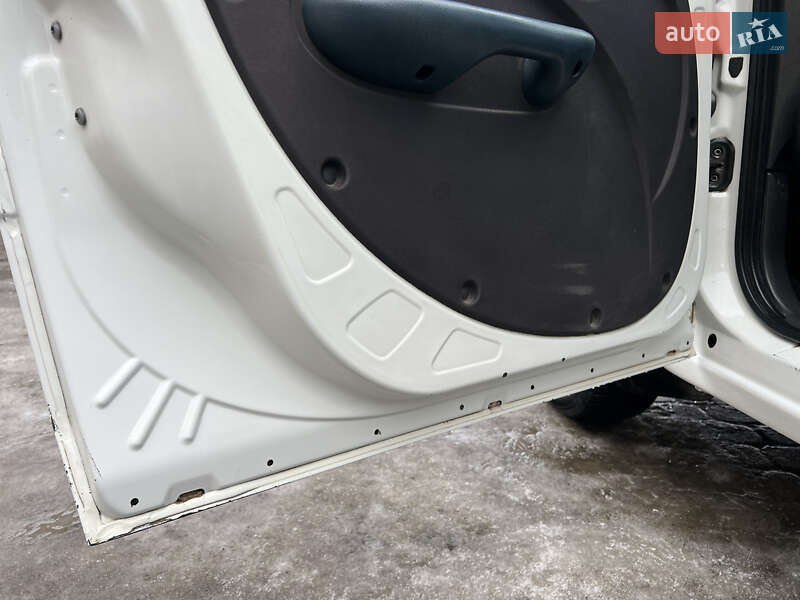 Минивэн Fiat Doblo 2002 в Львове фото 19 Минивэн Fiat Doblo 2002 в Львове