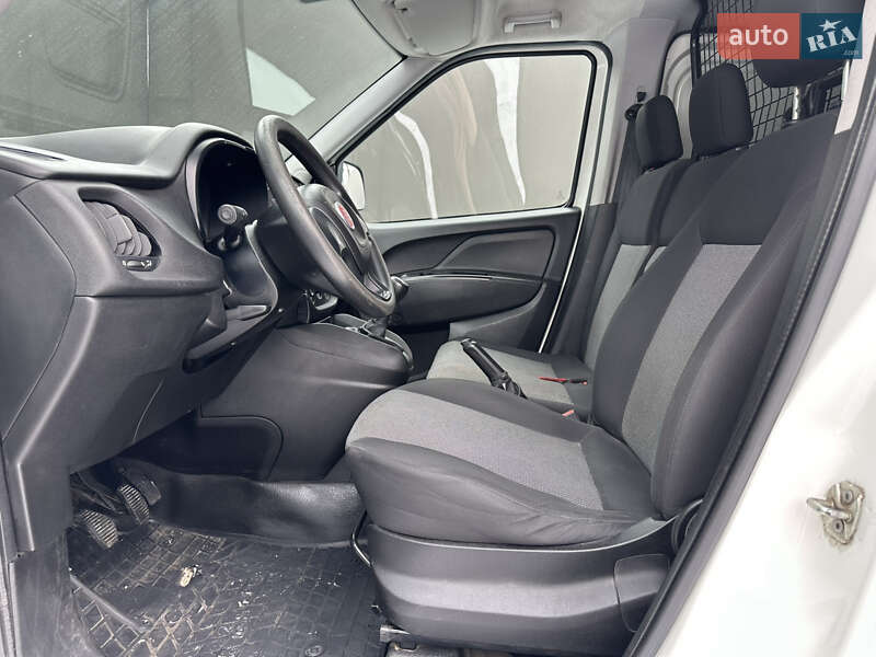 Вантажний фургон Fiat Doblo 2020 в Львові