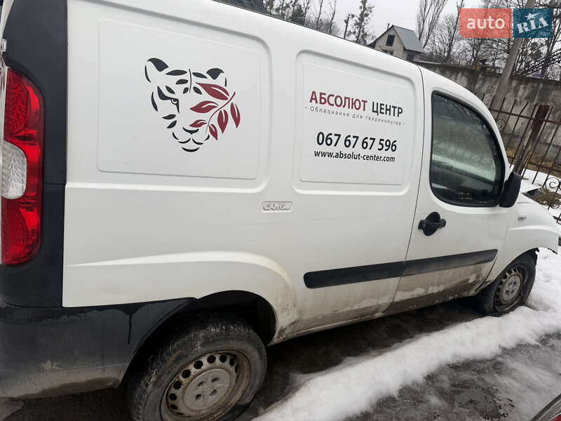 Вантажний фургон Fiat Doblo 2014 в Городку