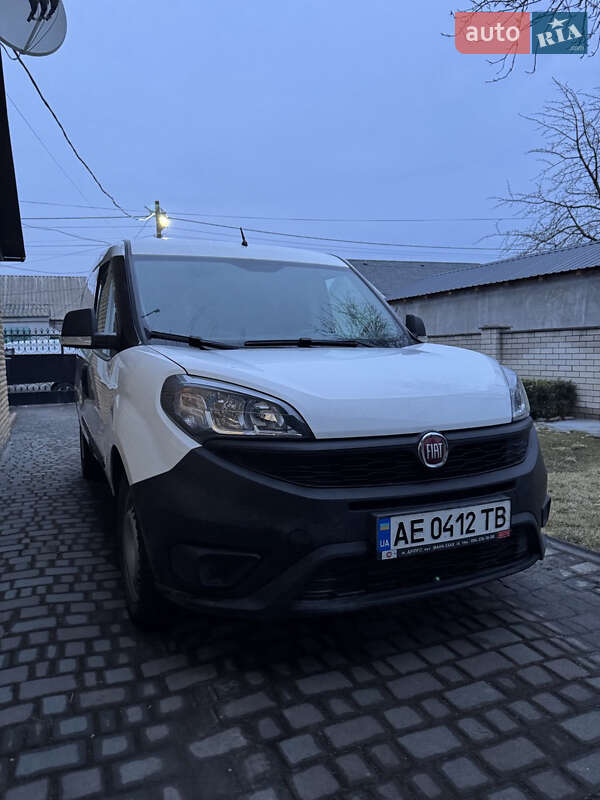 Вантажний фургон Fiat Doblo 2021 в Дніпрі фото 2 Вантажний фургон Fiat Doblo 2021 в Дніпрі