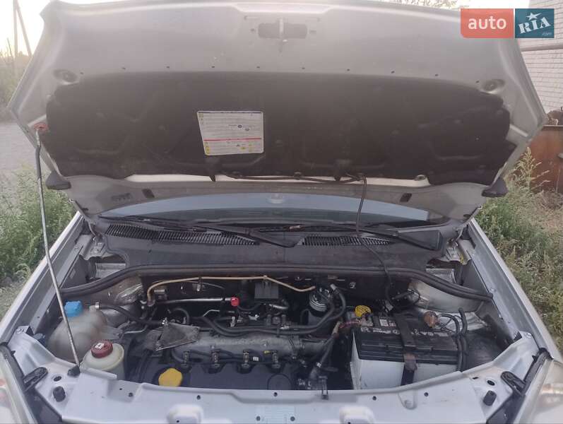 Минивэн Fiat Doblo 2009 в Пятихатках