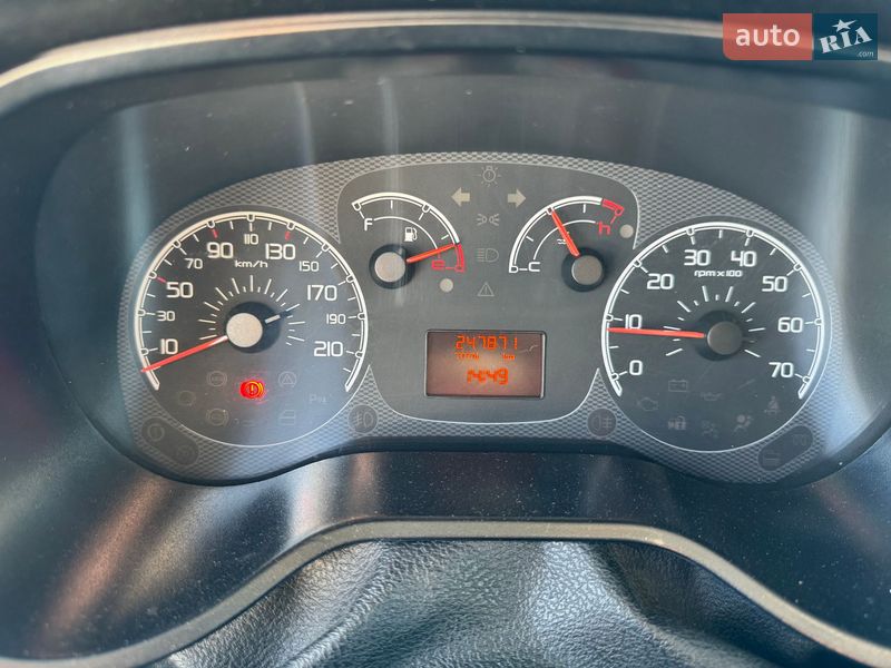 Вантажний фургон Fiat Doblo 2013 в Києві