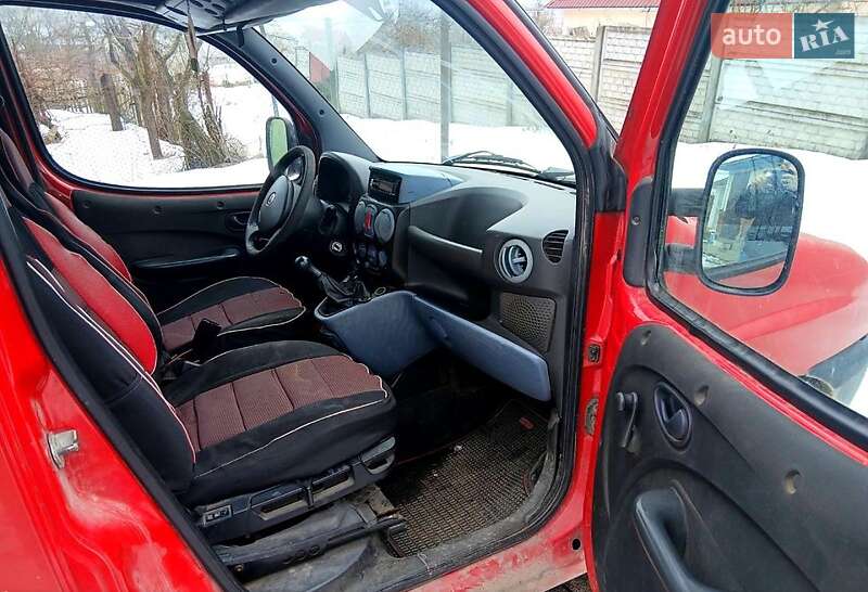 Минивэн Fiat Doblo 2004 в Городке