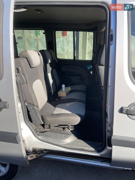 Мінівен Fiat Doblo 2007 в Києві