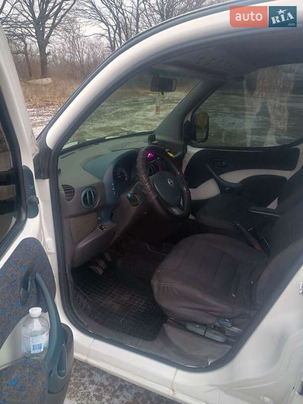 Минивэн Fiat Doblo 2003 в Кременчуге