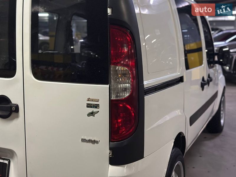 Минивэн Fiat Doblo 2008 в Днепре