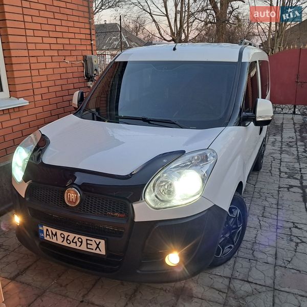 Минивэн Fiat Doblo 2010 в Радомышле