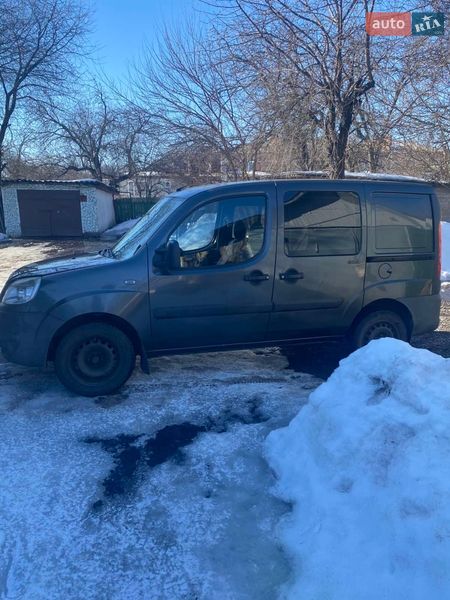 Мінівен Fiat Doblo 2006 в Конотопі