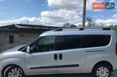 Минивэн Fiat Doblo 2012 в Киеве