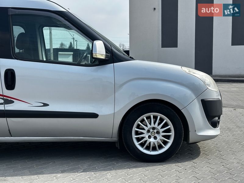 Минивэн Fiat Doblo 2011 в Львове