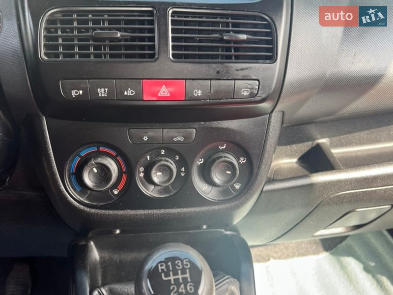 Мінівен Fiat Doblo 2011 в Любомлі фото 13 Мінівен Fiat Doblo 2011 в Любомлі