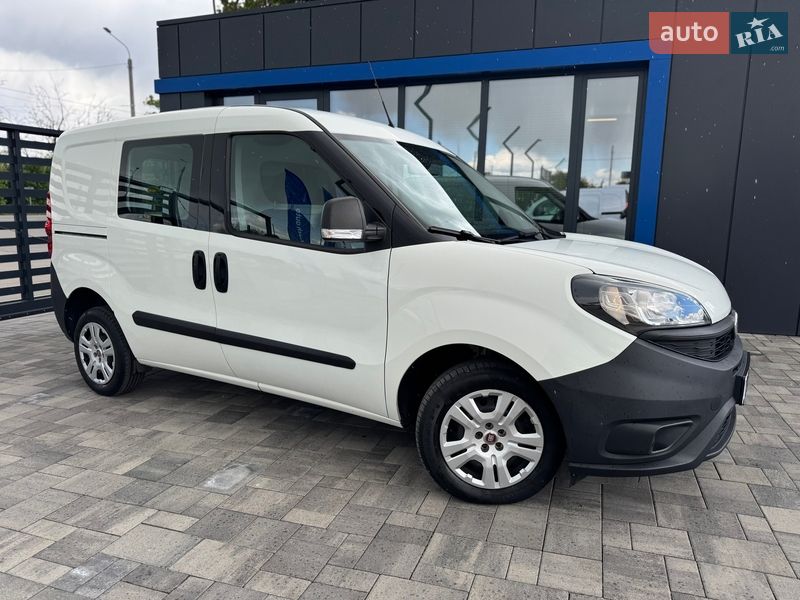 Вантажний фургон Fiat Doblo 2020 в Рівному