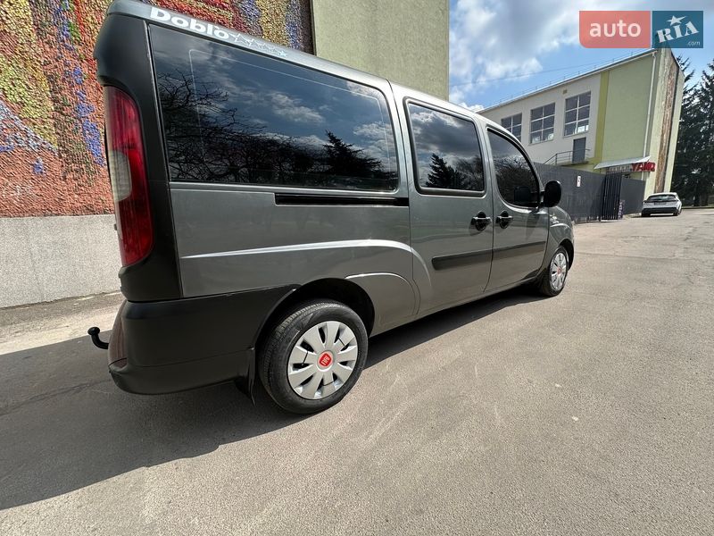 Мінівен Fiat Doblo 2007 в Рівному фото 10 Мінівен Fiat Doblo 2007 в Рівному