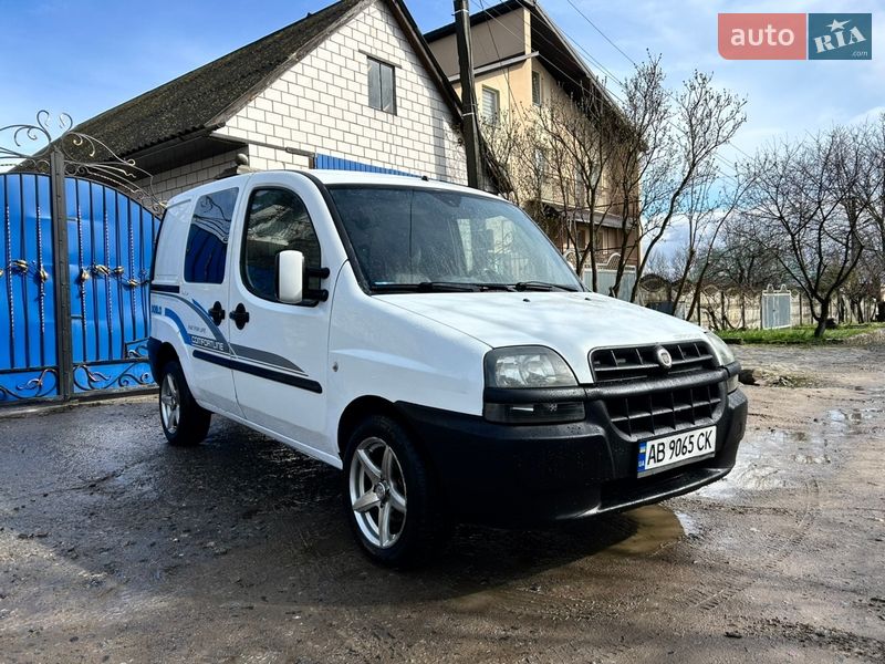 Мінівен Fiat Doblo 2005 в Хмільнику