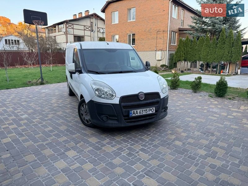 Вантажний фургон Fiat Doblo 2013 в Києві фото 6 Вантажний фургон Fiat Doblo 2013 в Києві