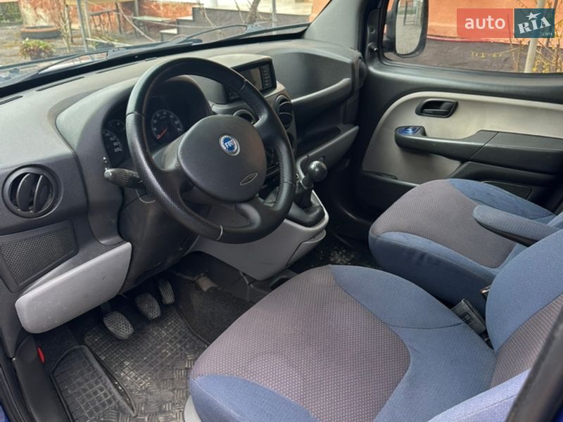 Минивэн Fiat Doblo 2006 в Ровно фото 7 Минивэн Fiat Doblo 2006 в Ровно