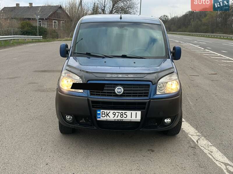 Минивэн Fiat Doblo 2006 в Ровно фото 2 Минивэн Fiat Doblo 2006 в Ровно