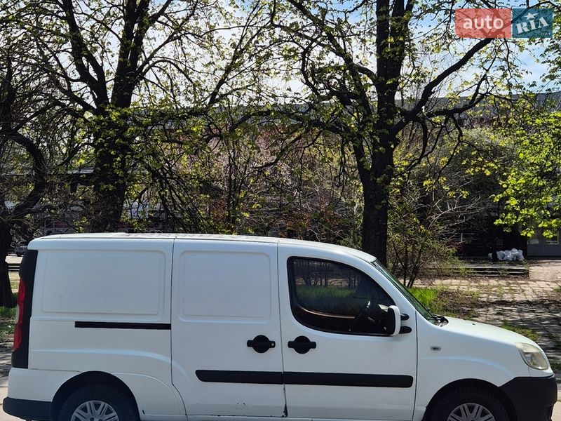 Грузовой фургон Fiat Doblo 2005 в Запорожье