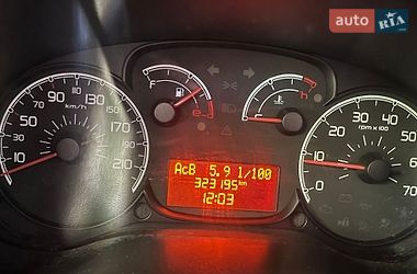 Минивэн Fiat Doblo 2010 в Николаеве