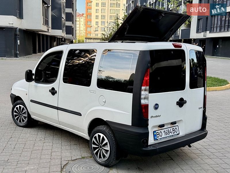 Минивэн Fiat Doblo 2004 в Ивано-Франковске