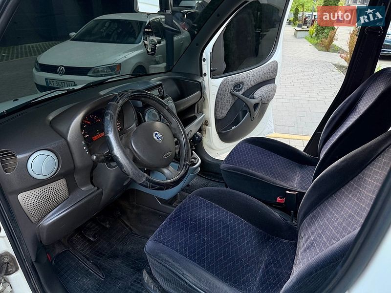 Минивэн Fiat Doblo 2004 в Ивано-Франковске