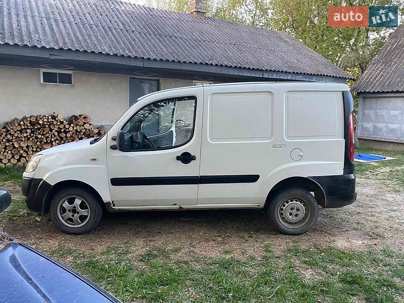 Грузовой фургон Fiat Doblo 2008 в Луцке