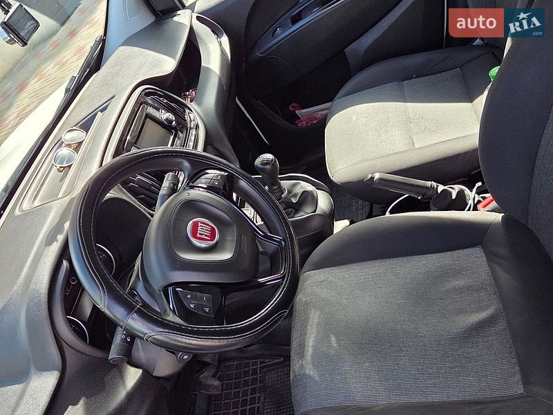 Грузовой фургон Fiat Doblo 2015 в Киеве
