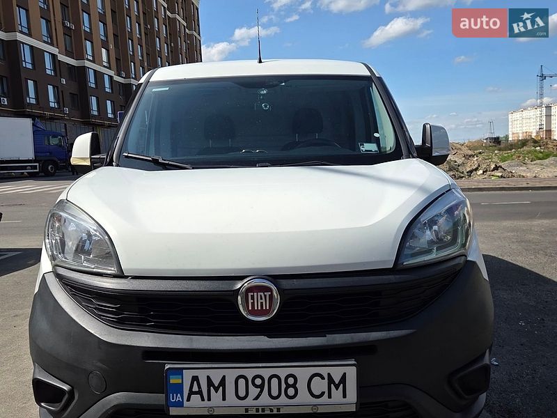 Грузовой фургон Fiat Doblo 2015 в Киеве