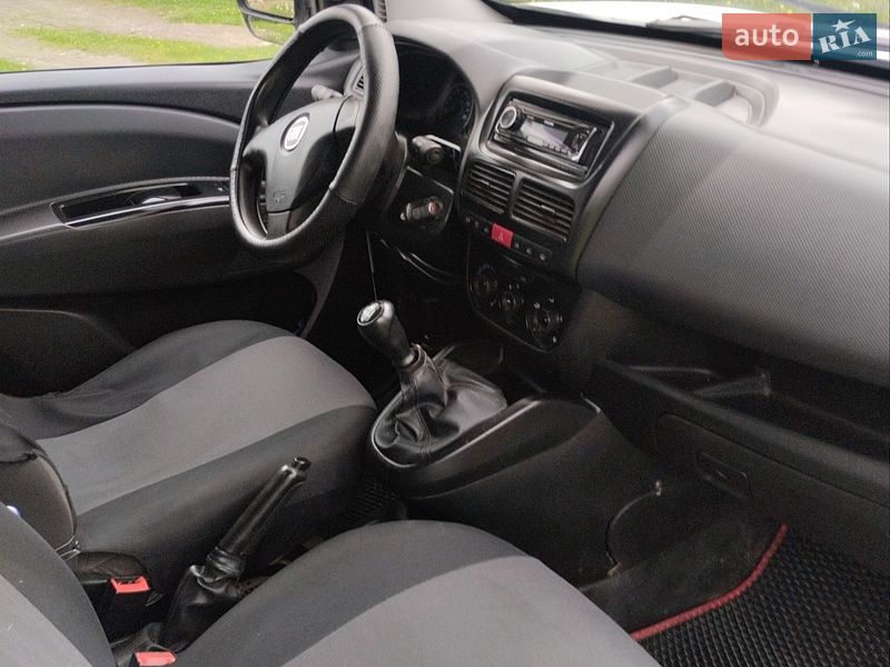 Минивэн Fiat Doblo 2012 в Косове