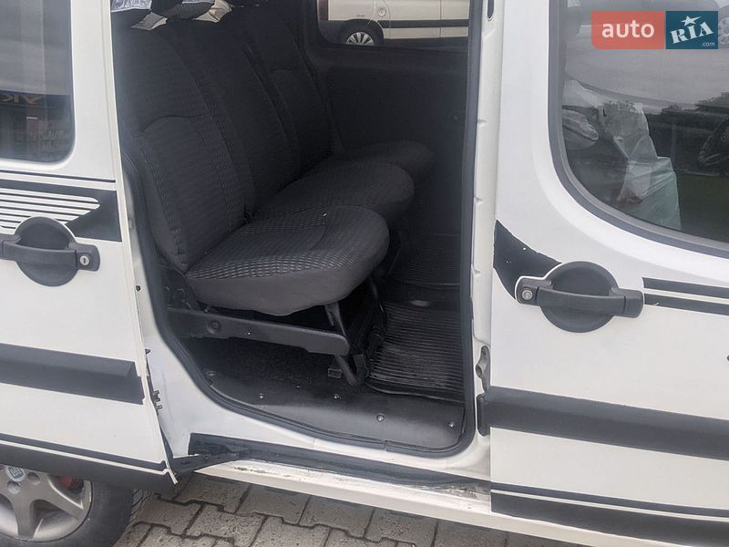 Минивэн Fiat Doblo 2006 в Ровно