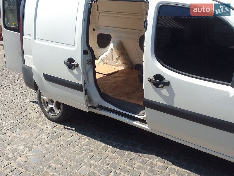 Минивэн Fiat Doblo 2008 в Пересечном
