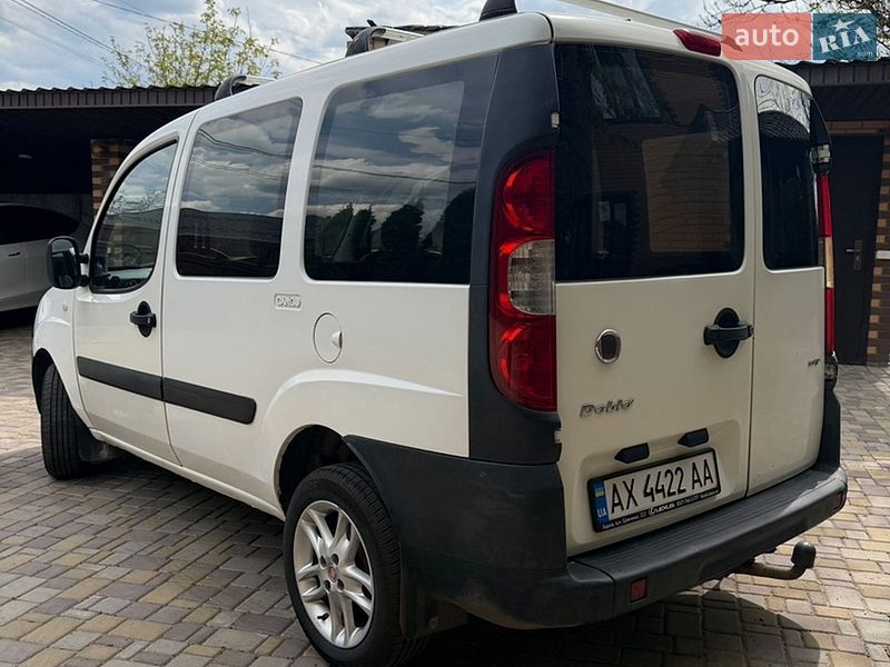 Минивэн Fiat Doblo 2008 в Харькове