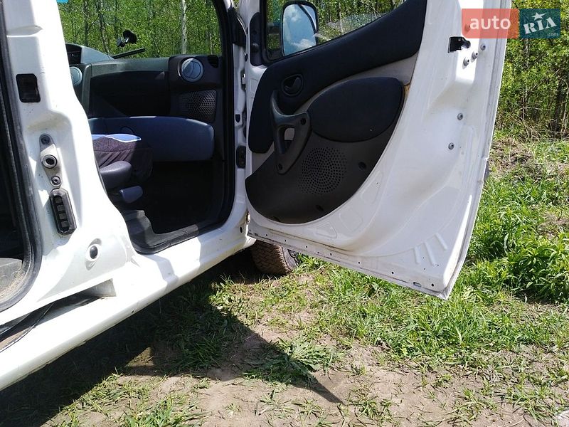 Минивэн Fiat Doblo 2005 в Славуте
