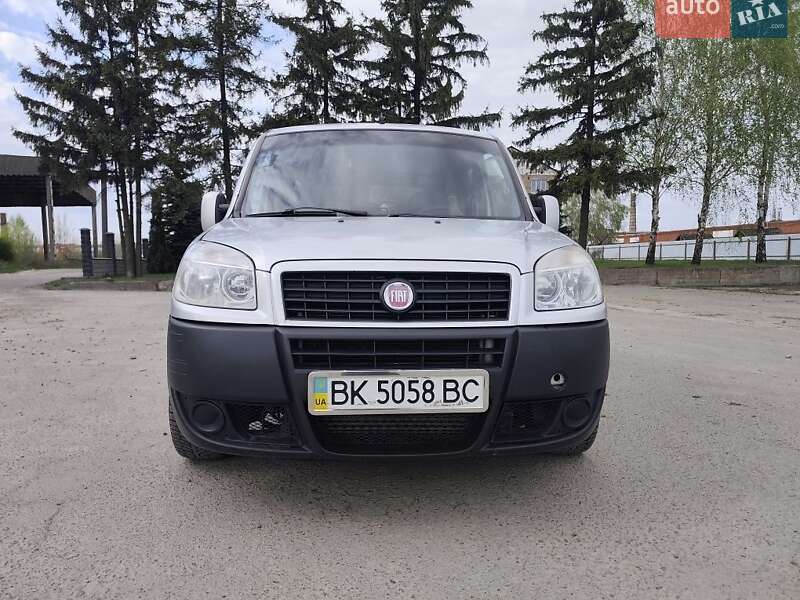 Минивэн Fiat Doblo 2007 в Березному