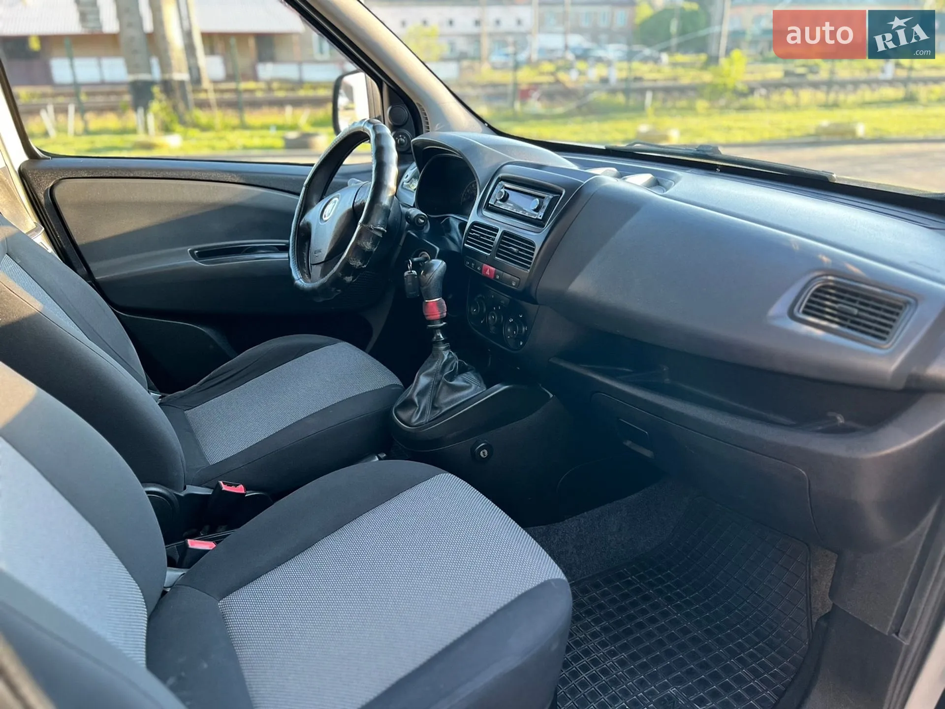 2011 Fiat Doblo - мініатюра 17