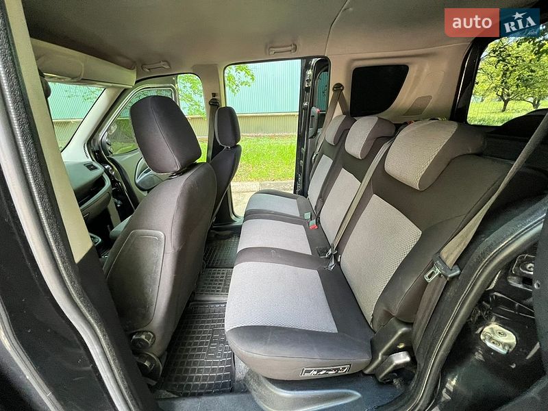 Минивэн Fiat Doblo 2012 в Житомире