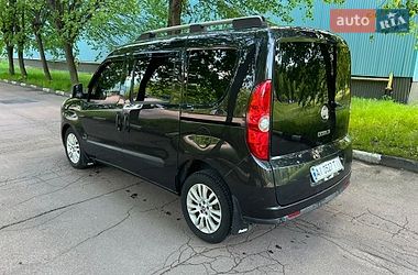 Минивэн Fiat Doblo 2012 в Житомире