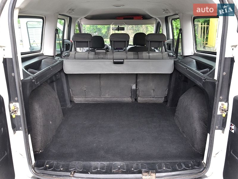 Минивэн Fiat Doblo 2011 в Львове