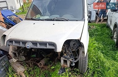 Грузопассажирский фургон Fiat Doblo 2006 в Виннице