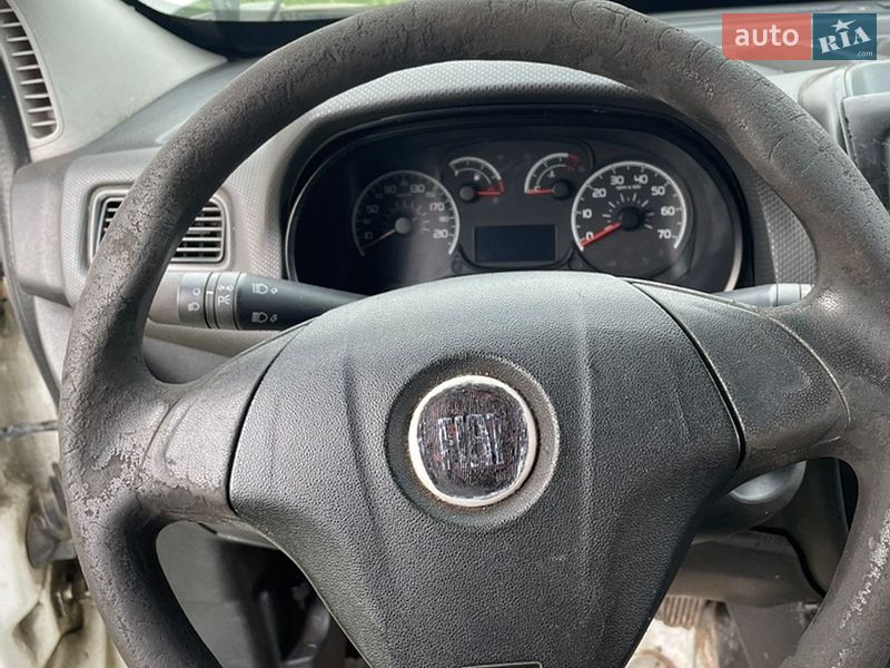 Грузовой фургон Fiat Doblo 2012 в Киеве