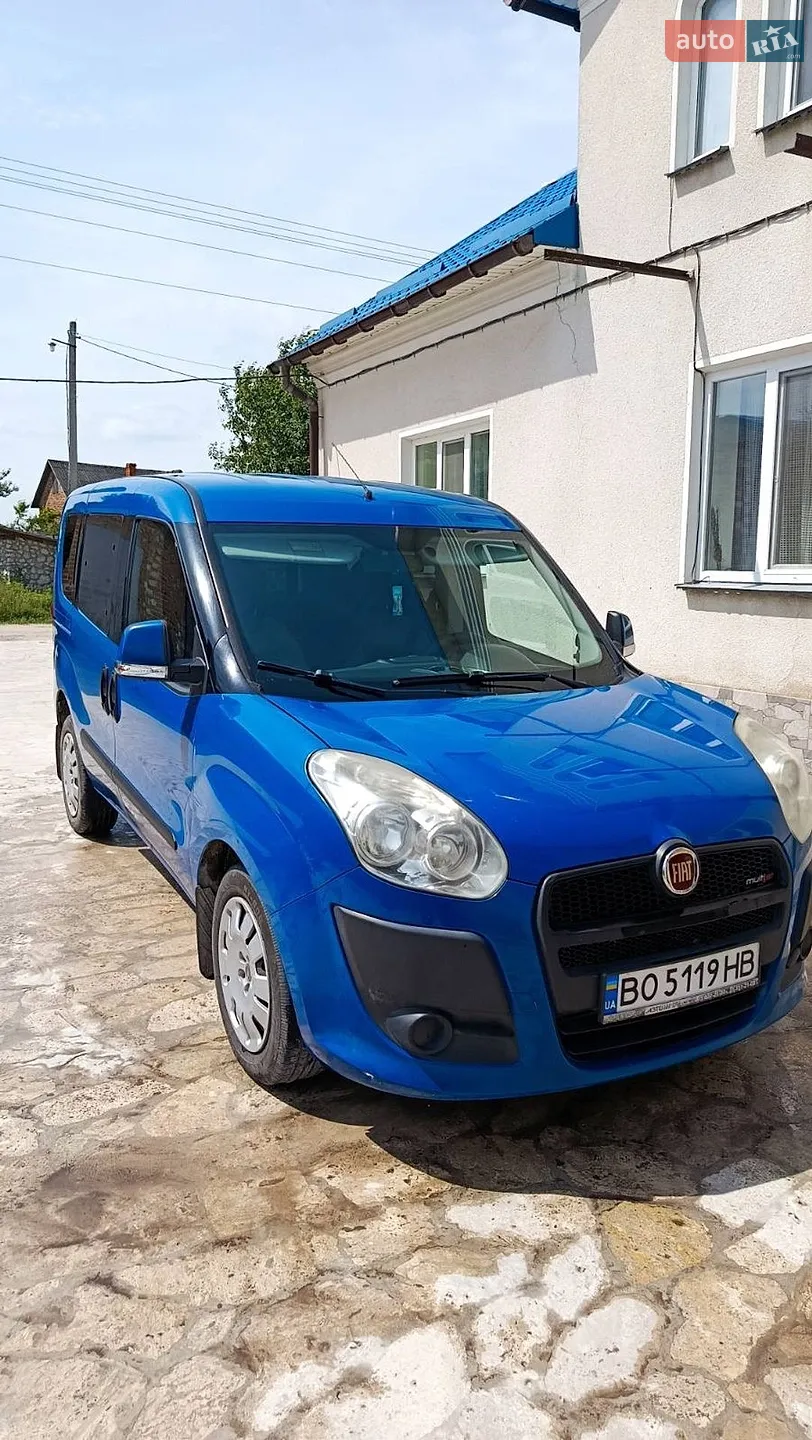 2011 Fiat Doblo - фото 1